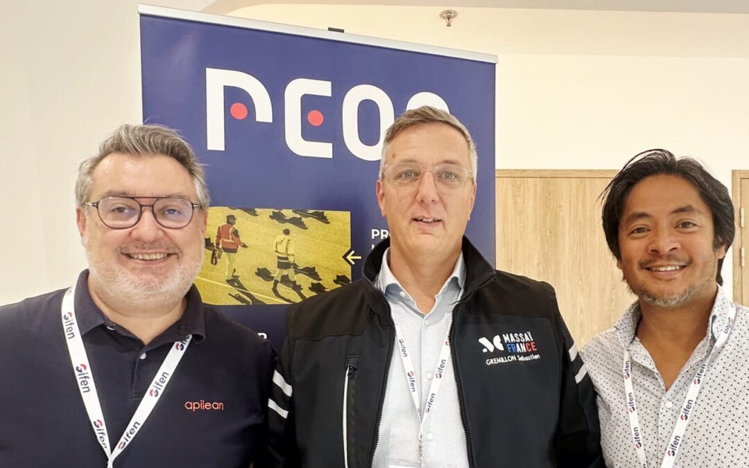 Apilean présent à la conférence PEON